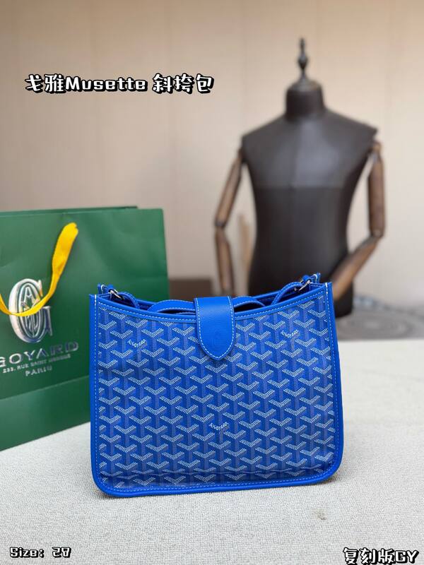 Goyard Red shoulder bag — 1:1 Replica