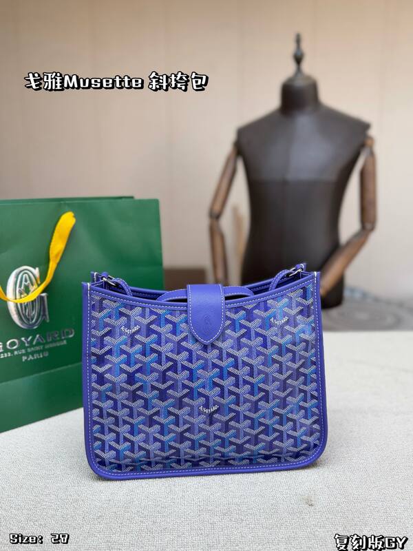 Goyard Red shoulder bag — 1:1 Replica