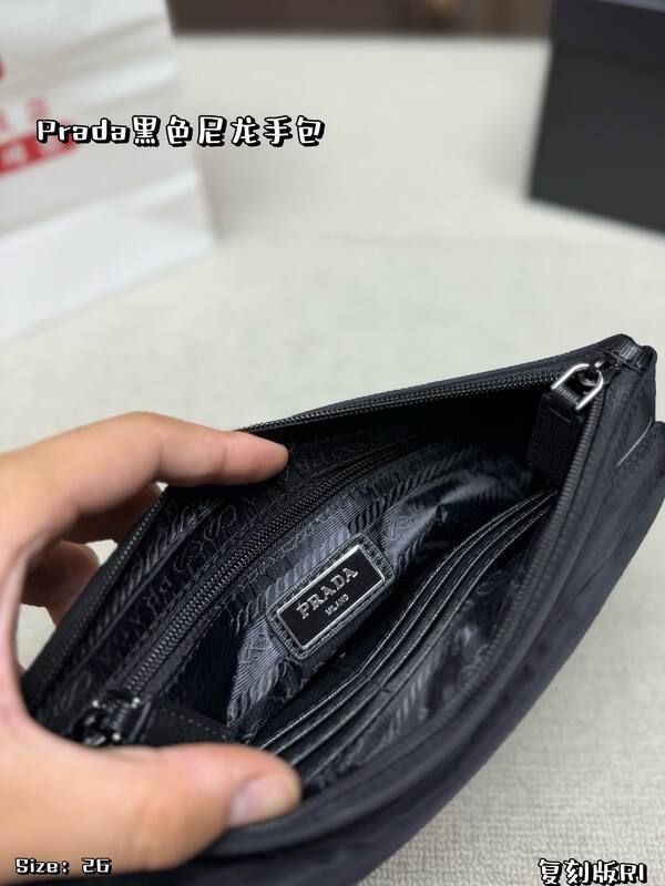 Prada Black shoulder bag — 1:1 Replica
