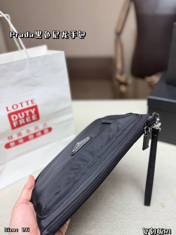 Prada Black shoulder bag — 1:1 Replica