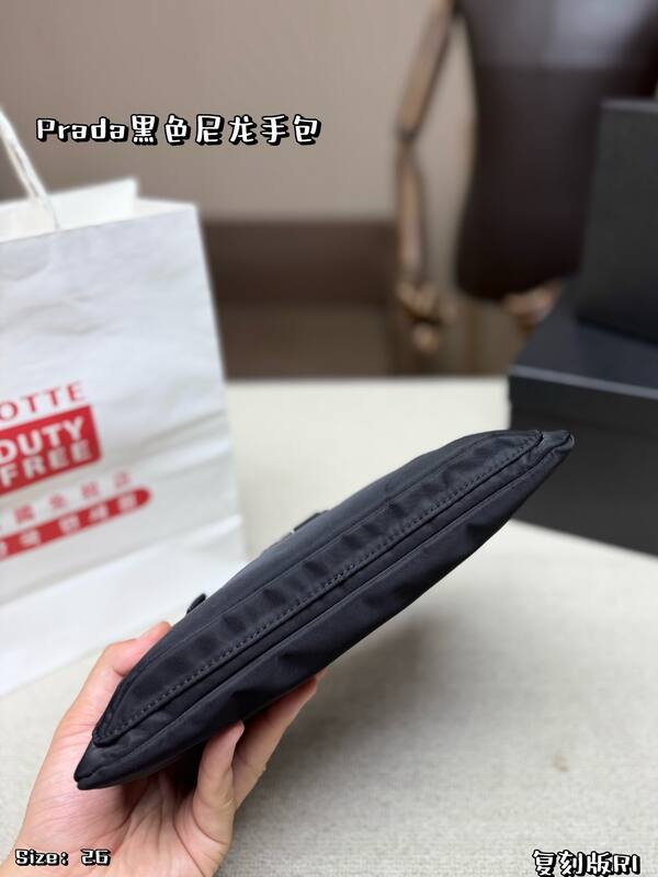 Prada Black shoulder bag — 1:1 Replica