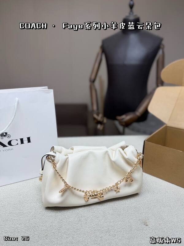 Coach Lambskin shoulder bag — Top Quality Replica