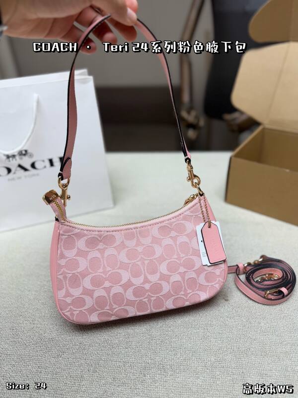 Coach Pink shoulder bag — 1:1 Replica