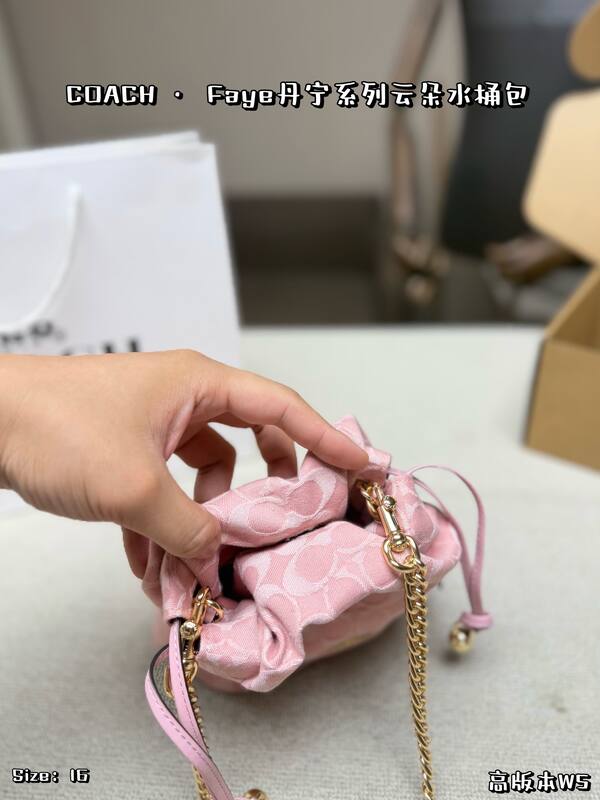 Coach Pink shoulder bag — Top Quality Replica