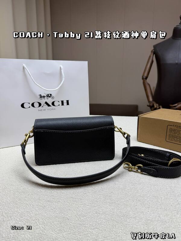Coach Black shoulder bag — 1:1 Replica