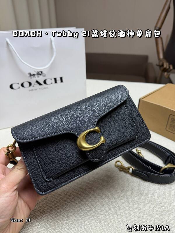 Coach Black shoulder bag — 1:1 Replica