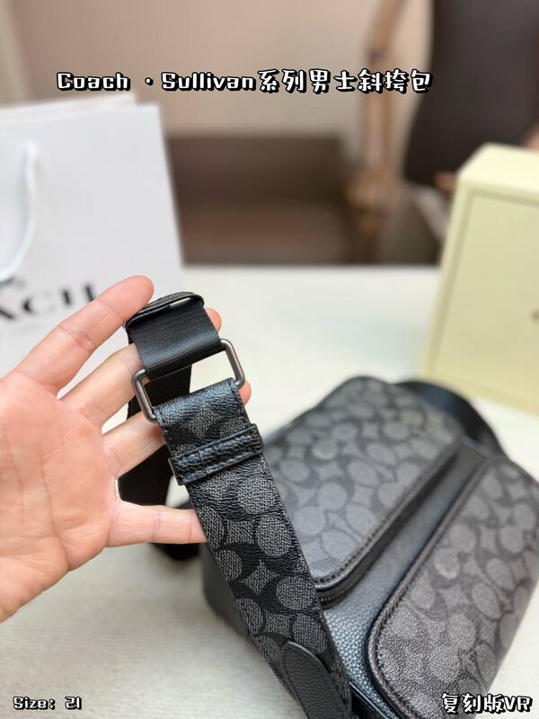 Coach Black shoulder bag — 1:1 Replica