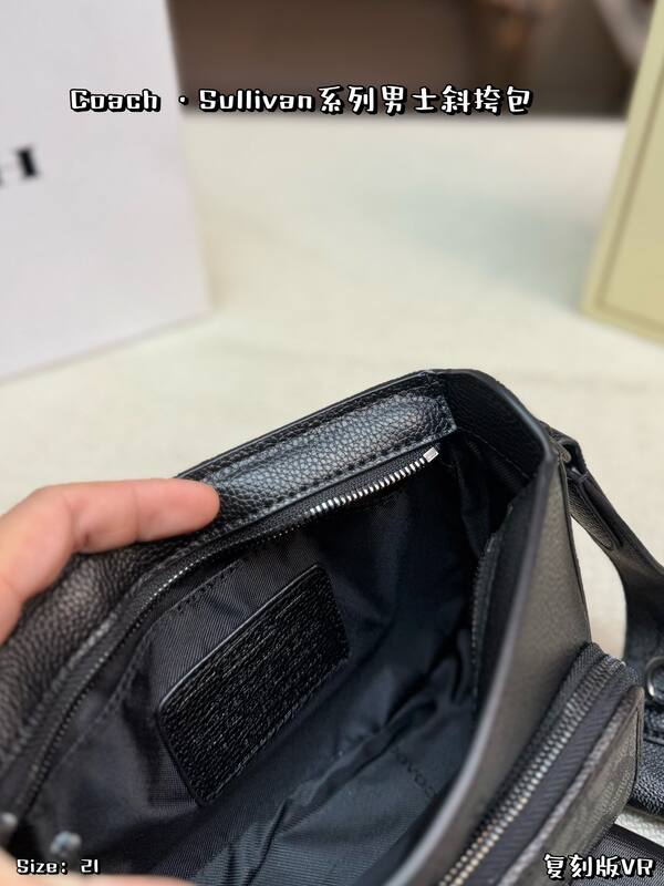 Coach Black shoulder bag — 1:1 Replica