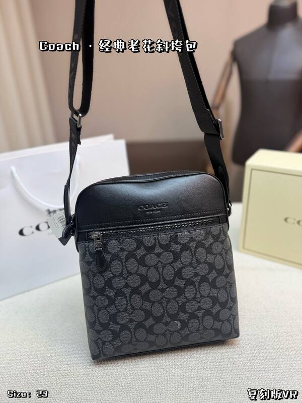 Coach Black shoulder bag — 1:1 Replica