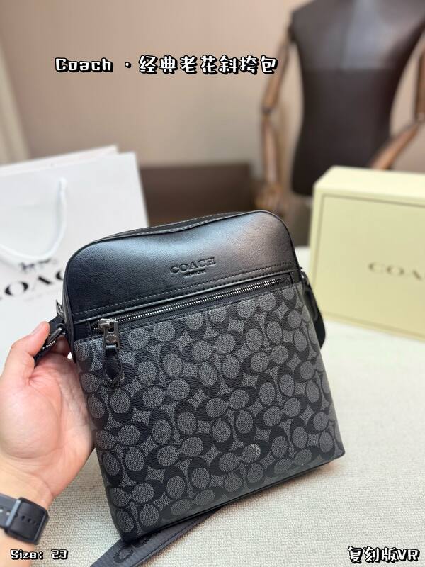 Coach Black shoulder bag — 1:1 Replica