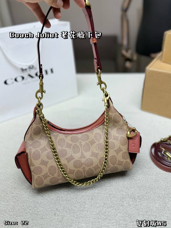 Coach shoulder bag — 1:1 Replica