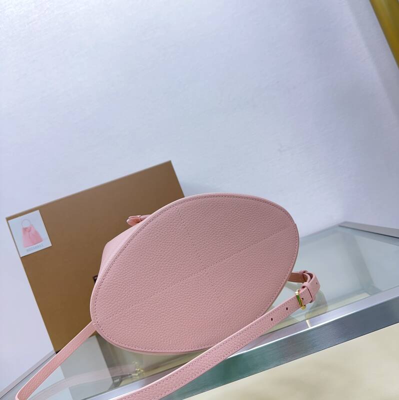 Burberry Pink 25x18x10cm shoulder bag — Premium Replica