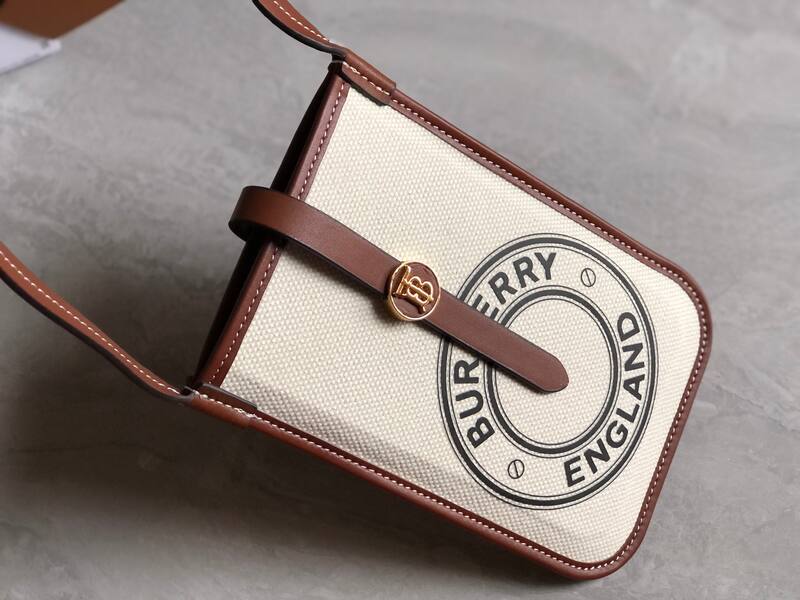 Burberry Brown shoulder bag — Premium Replica