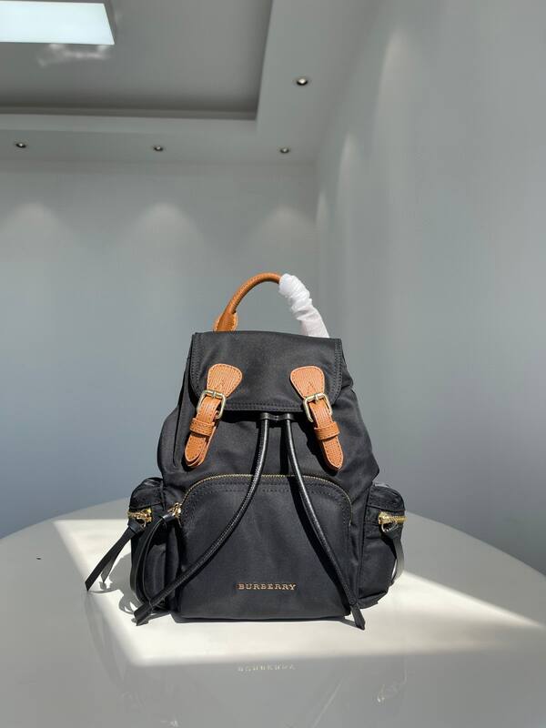 Burberry Black nylon with brown leather trim 26x16x11cm backpack — Top Quality Replica