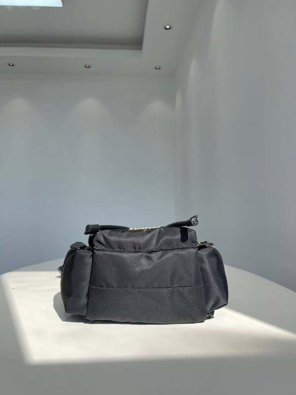 Burberry Black nylon with gold hardware 26x16x11cm backpack — 1:1 Replica