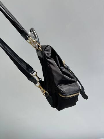 Burberry Black nylon with gold hardware 26x16x11cm backpack 1 1 Replica