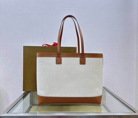 Burberry shoulder bag Premium Replica