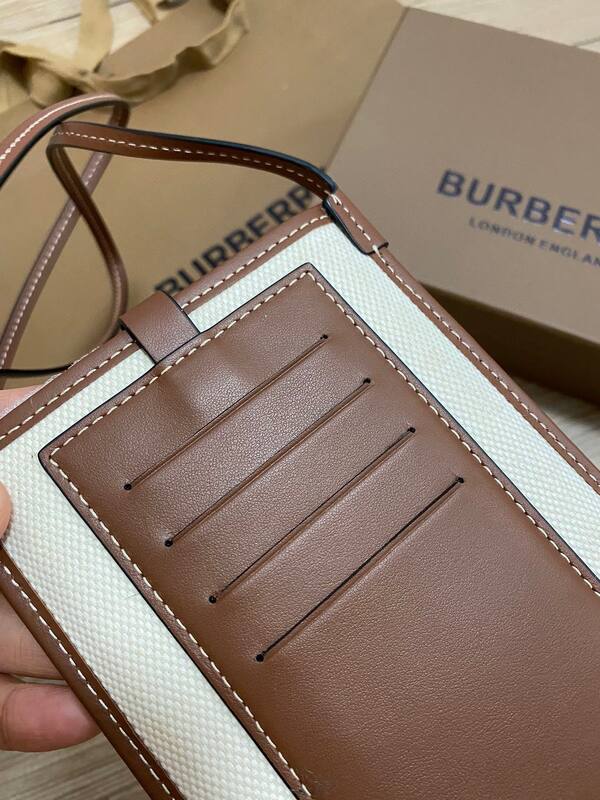 Burberry Brown shoulder bag — AAA Quality Replica