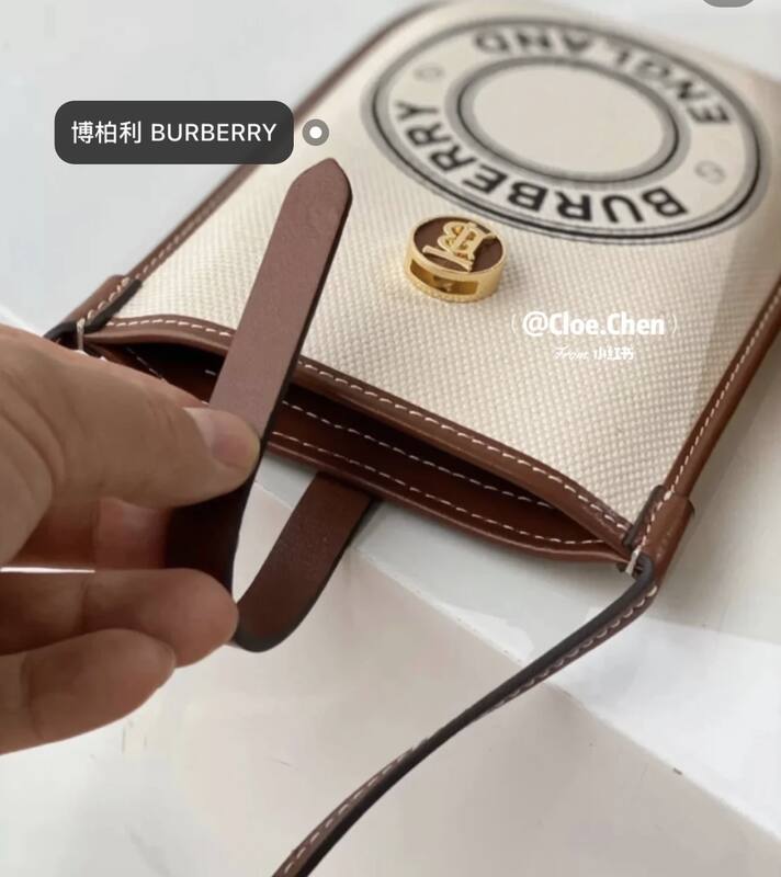 Burberry Brown shoulder bag — Top Quality Replica