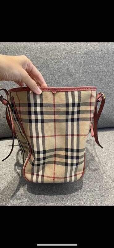 Burberry Pink shoulder bag — Top Quality Replica