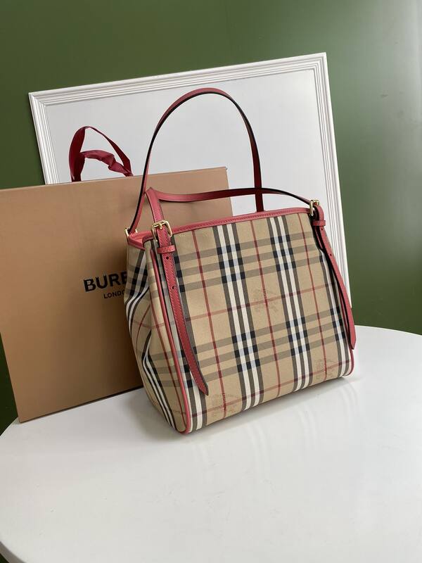 Burberry Red 25x18x10cm shoulder bag — 1:1 Replica