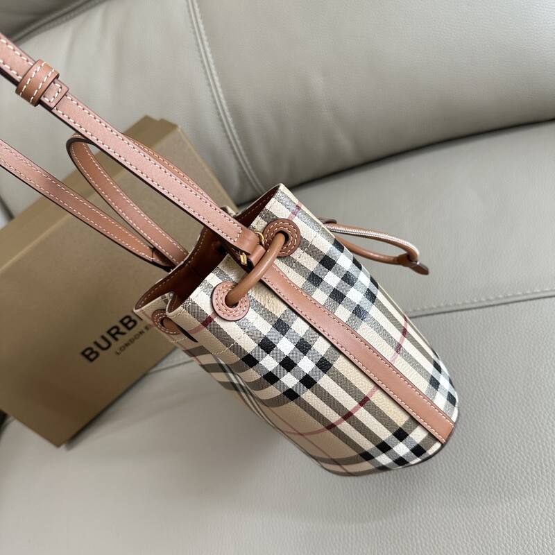 Burberry Brown shoulder bag — 1:1 Replica