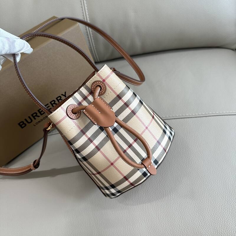 Burberry Brown shoulder bag — 1:1 Replica