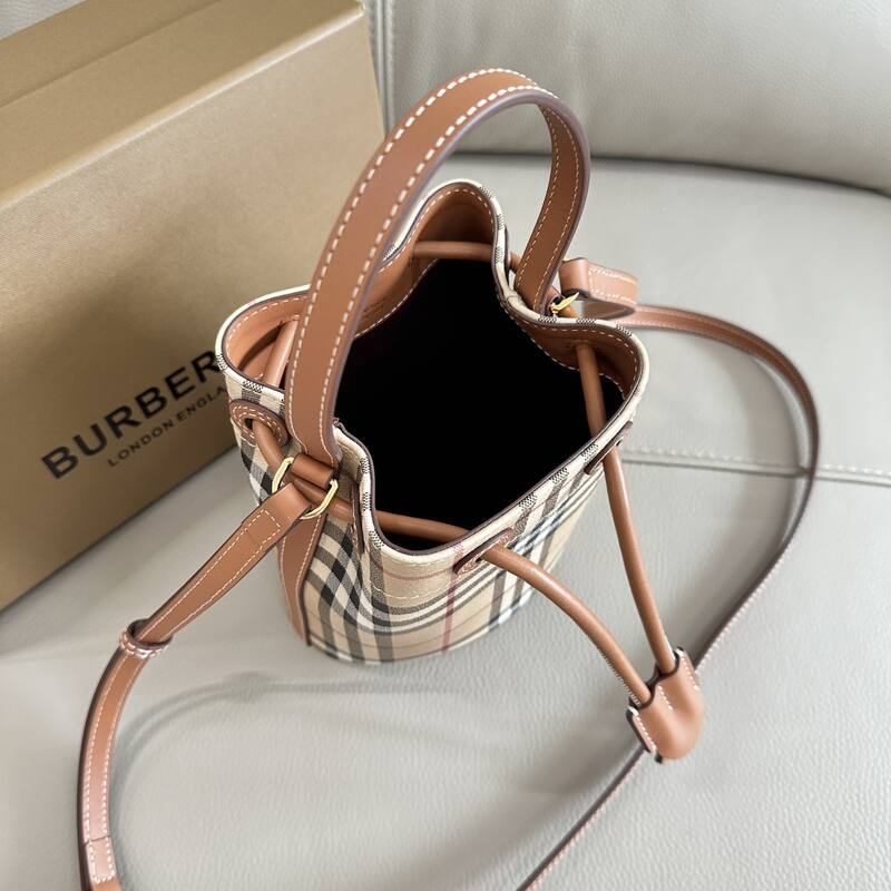 Burberry Brown shoulder bag — 1:1 Replica