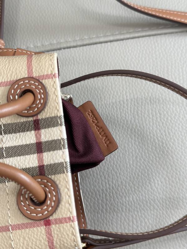 Burberry Brown shoulder bag — 1:1 Replica