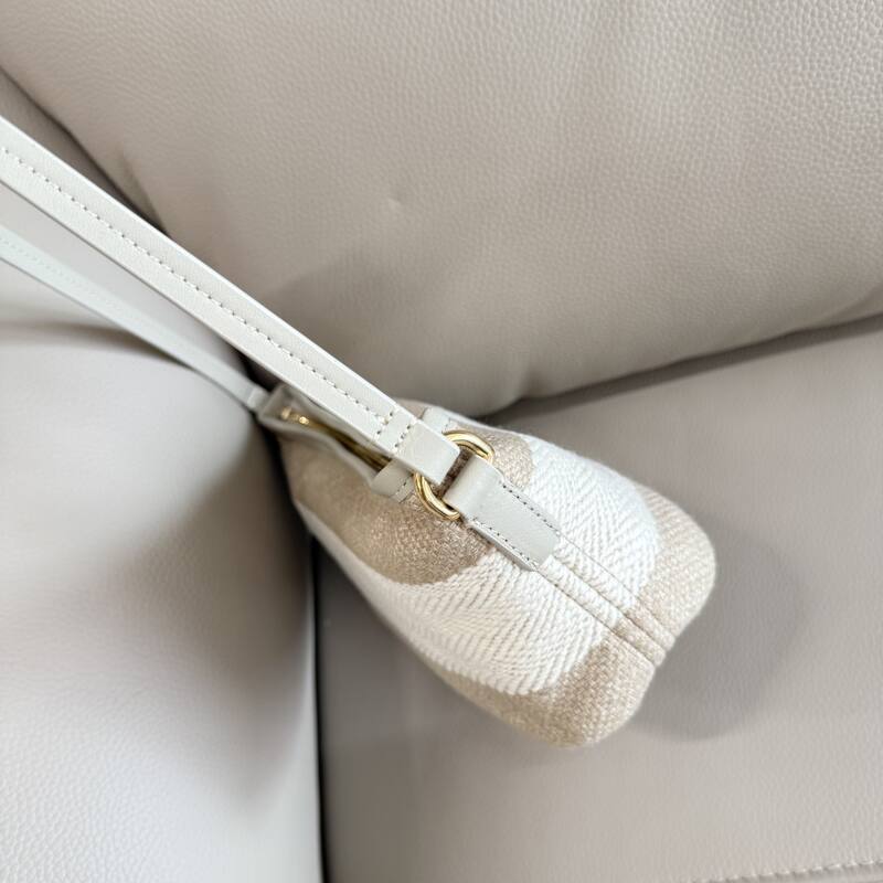Burberry Beige and white woven fabric with light off-white leather trim 26x11x13cm shoulder — Top Quality Replica