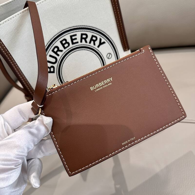 Burberry Brown shoulder bag — Premium Replica