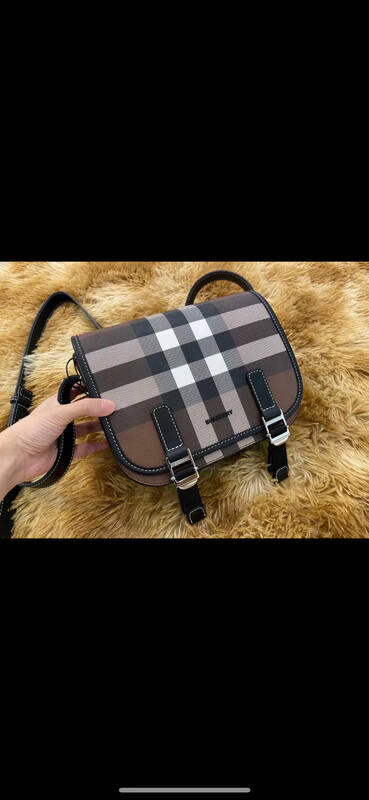 Burberry Brown shoulder bag — AAA Quality Replica