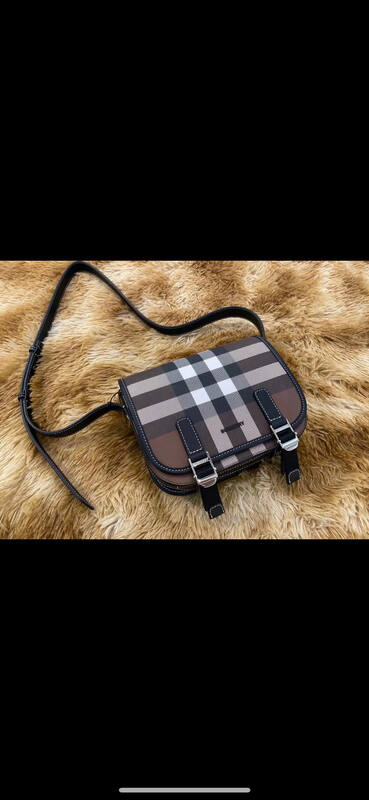 Burberry Brown shoulder bag — AAA Quality Replica
