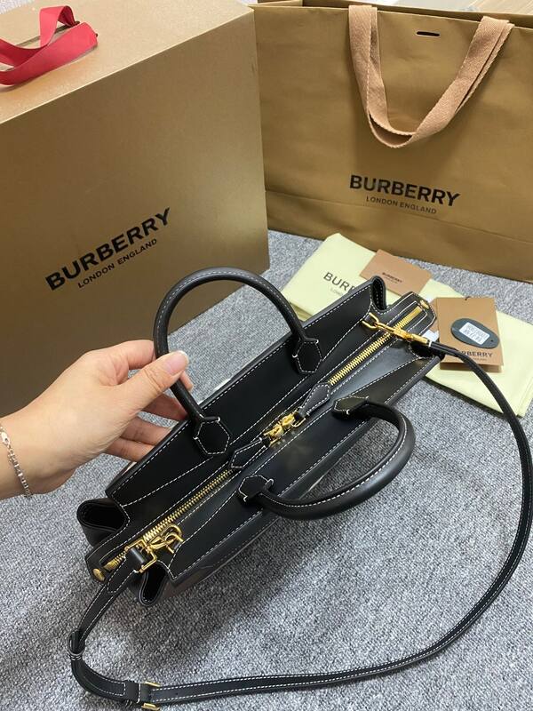 Burberry Black leather with House Check 28x13x23cm tote — 1:1 Replica