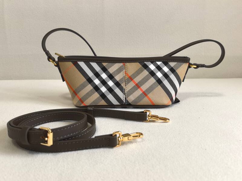 Burberry Brown shoulder bag — Premium Replica