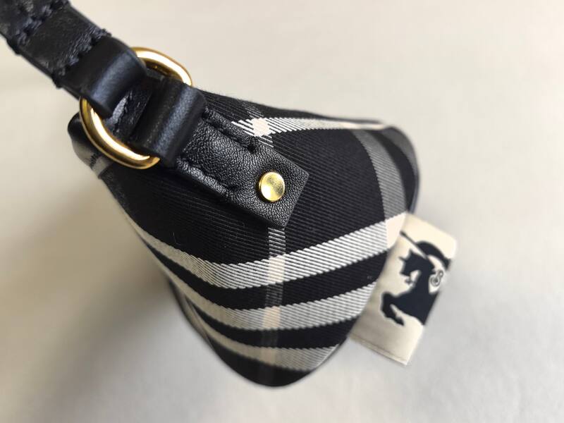 Burberry Black shoulder bag — Top Quality Replica