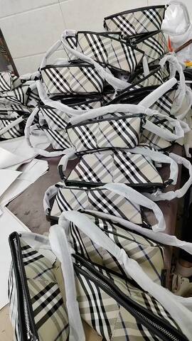 Burberry Beige shoulder bag AAA Quality Replica