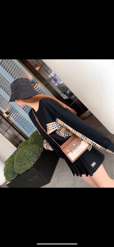 Burberry Brown 25x18x10cm shoulder bag — Premium Replica