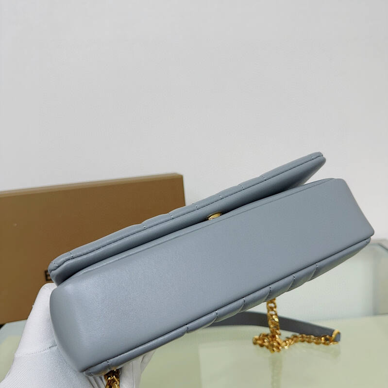 Burberry Blue 25x18x10cm shoulder bag — Top Quality Replica