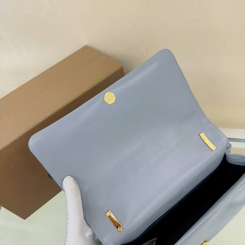 Burberry Blue 25x18x10cm shoulder bag — Top Quality Replica