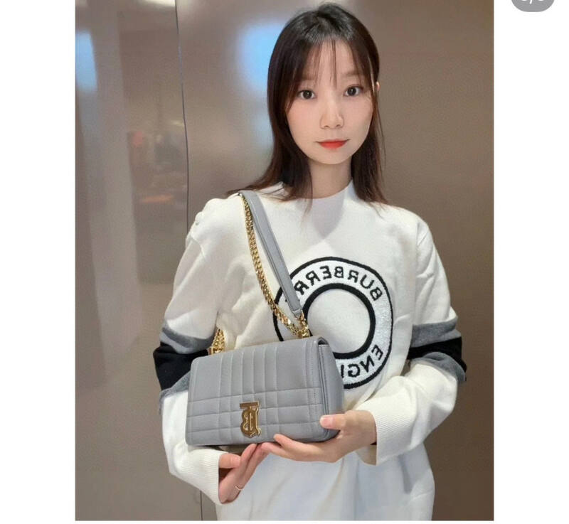 Burberry Grey 25x18x10cm shoulder bag — 1:1 Replica