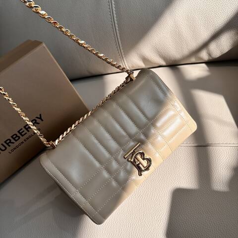 Burberry Lambskin 25x18x10cm shoulder bag AAA Quality Replica