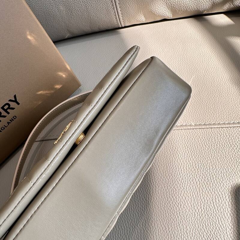 Burberry Lambskin 25x18x10cm shoulder bag — AAA Quality Replica