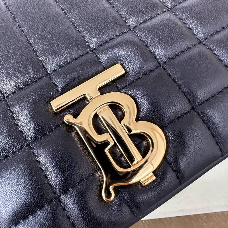 Burberry Lambskin 25x18x10cm shoulder bag — Top Quality Replica