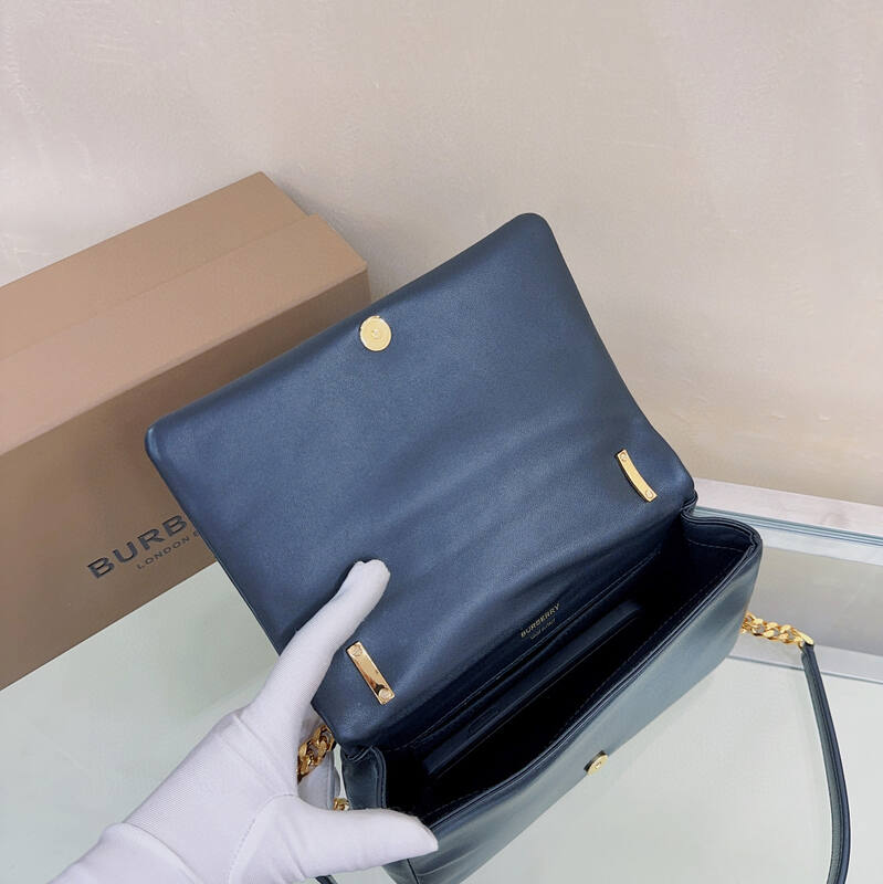 Burberry Lambskin 25x18x10cm shoulder bag — Top Quality Replica