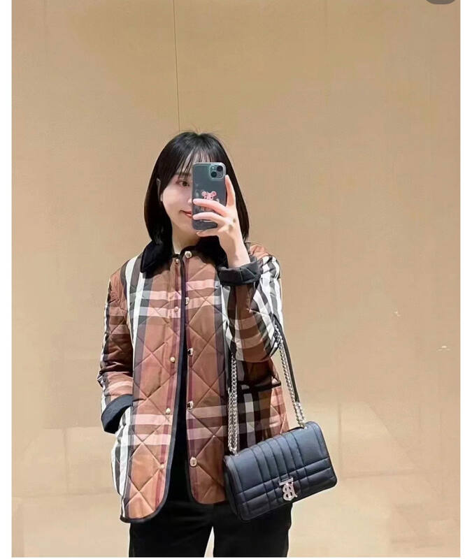 Burberry Black 25x18x10cm shoulder bag — 1:1 Replica