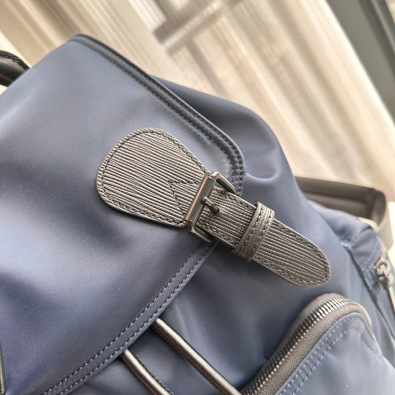 Burberry Black shoulder bag — AAA Quality Replica