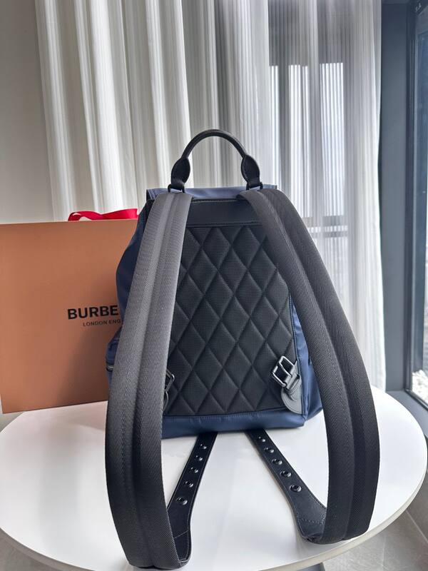 Burberry Black shoulder bag — AAA Quality Replica