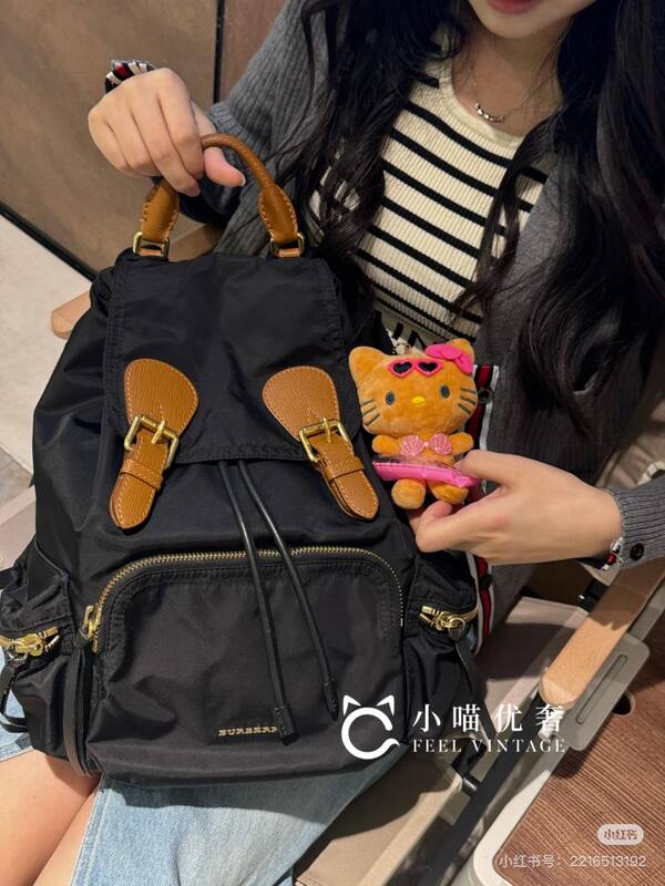 Burberry Black nylon with tan leather trim 32x40x15cm backpack — Top Quality Replica