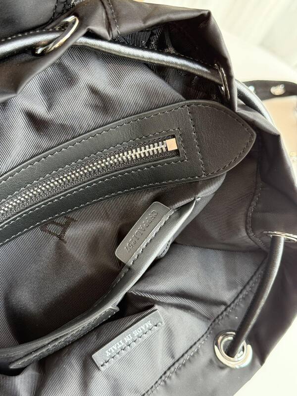 Burberry Black Nylon 22 x backpack — Top Quality Replica